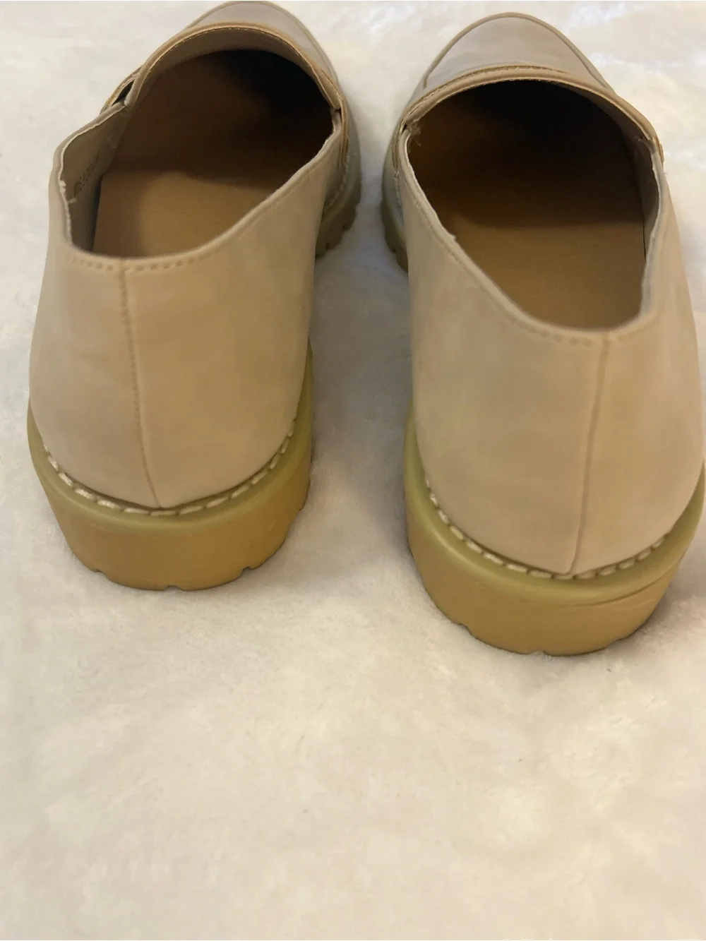 Dolce Vita Catalina Nude Lug Sole Loafers Women’s Size 9 Slip On Shoes